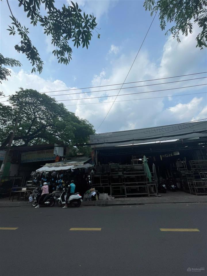 Mặt tiền bình long gần aeon tân phú, 4x48m, đất 188.2m2 chỉ 11tỷ
