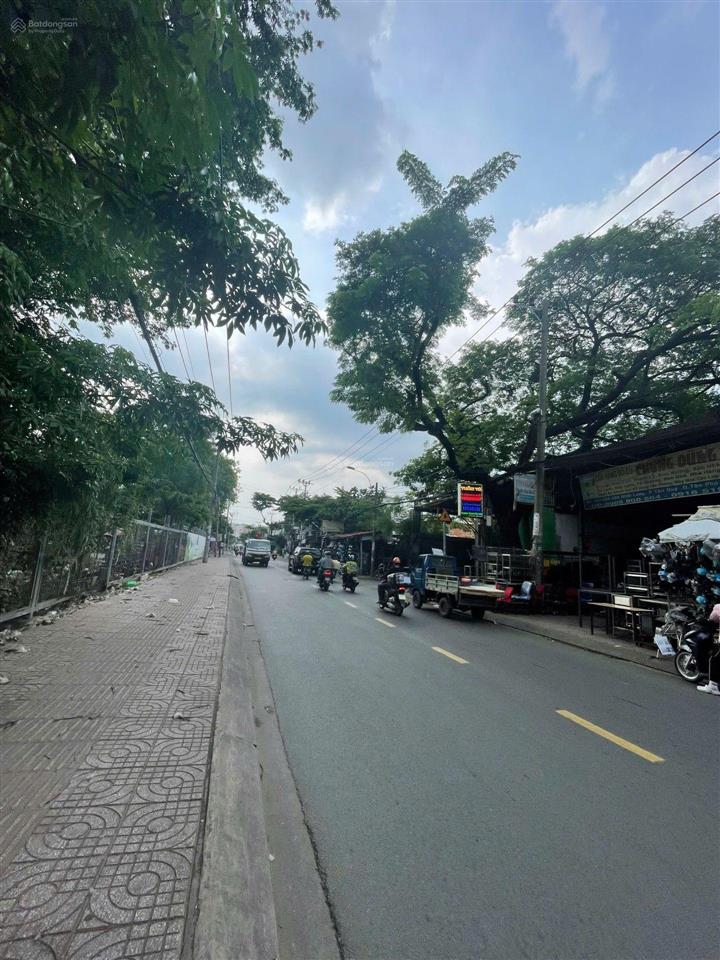 Mặt tiền bình long gần aeon tân phú, 4x48m, đất 188.2m2 chỉ 11tỷ