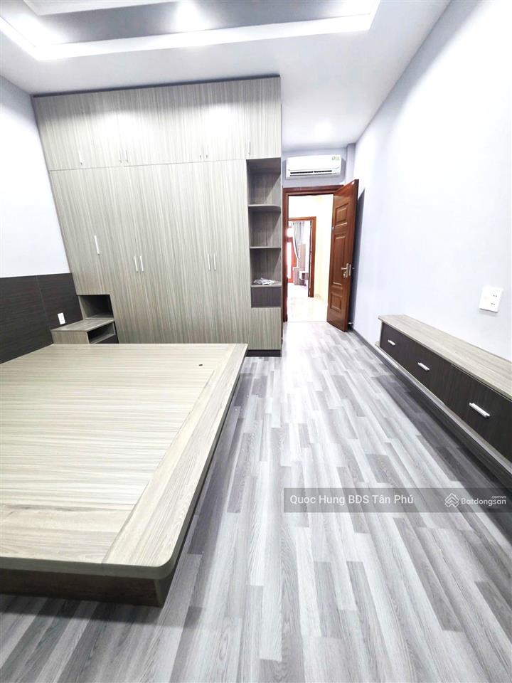 Nhà mới 100% có thang máy thoại ngọc hầu (4m x 17m, đúc lửng 3 lầu)  chỉ 11.5 tỷ tl