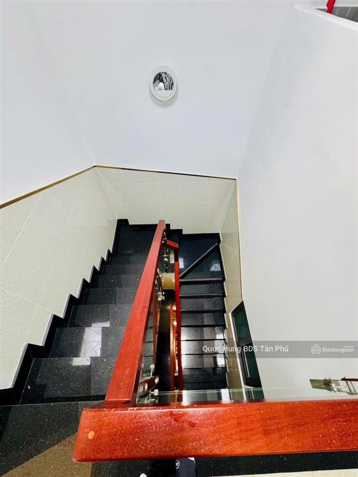 Bán nhà đẹp, mới  hẻm thông 6m tân quý p. tân sơn nhì 6pn, 5wc giá 7.8 tỷ