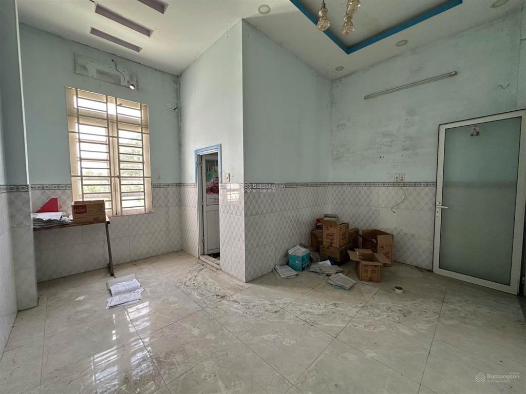Bán nhà + xưởng  thới tam thôn 14,hóc môn