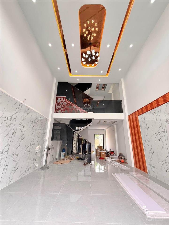Bán nhà riêng tại đ.bùi công trừng, hóc môn, 4,99 tỷ, 110m2, giá ưu đãi!