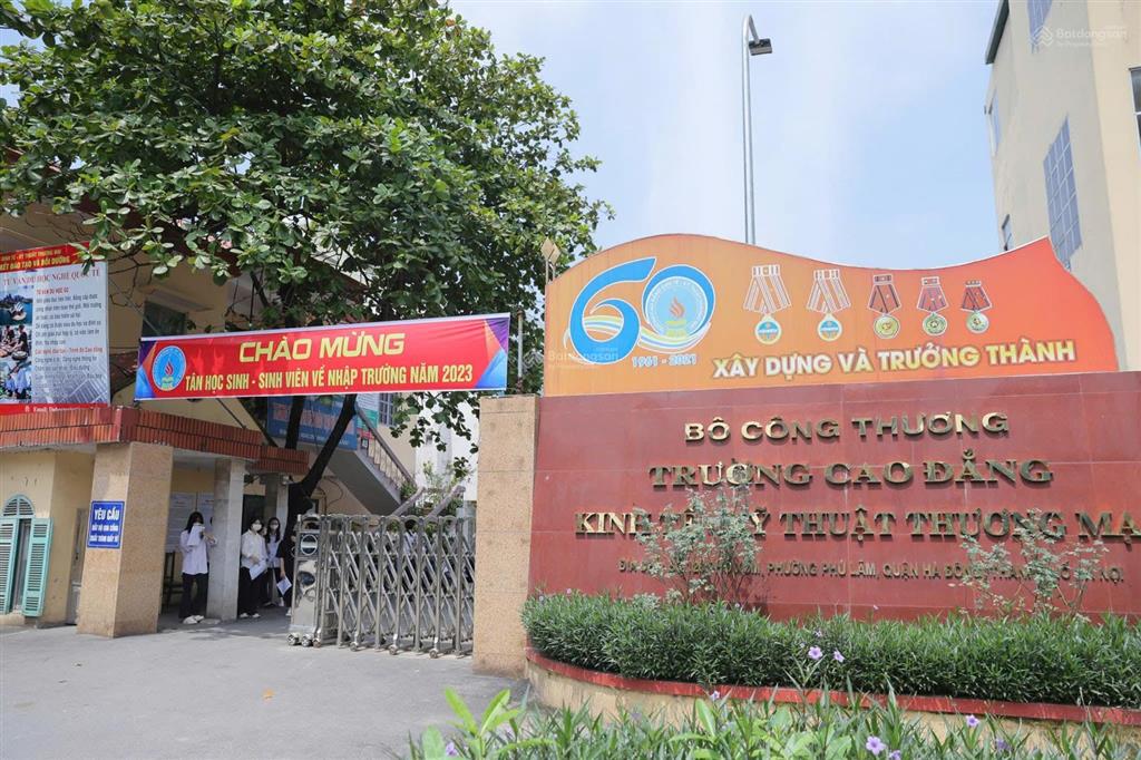 Bán đất đẹp tại hà đông, quang lãm 55m2, mặt tiền 5m giá chỉ 6 tỷ, gần trường gần đường quốc lộ