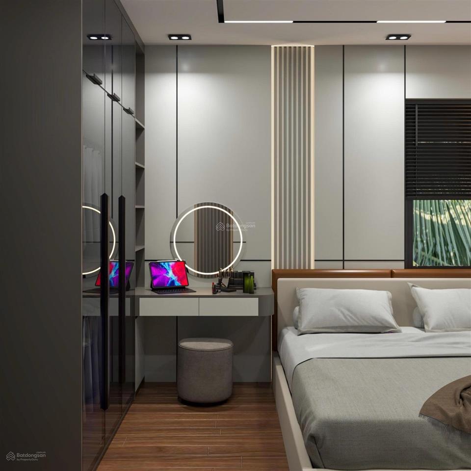 Bán nhà nguyễn văn cừ, gần phố, 97m2, 7 tầng, thang máy, full nội thất, giá chỉ 15 tỷ