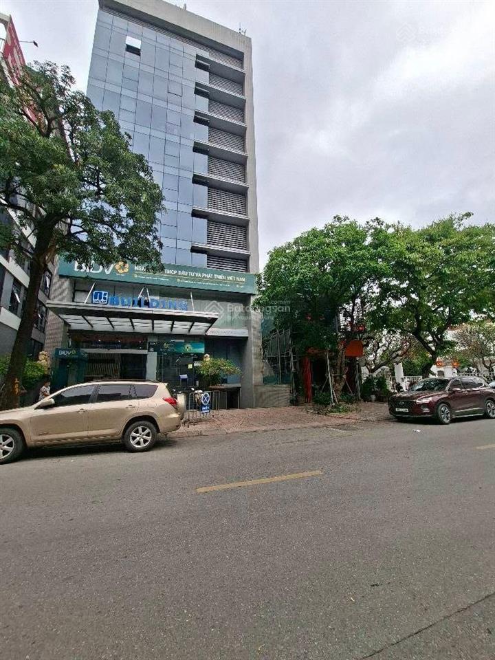 Bán toà nhà building cực đẹp mặt phố nguyễn sơn, diện tích 1060m2, 11 tầng, dòng tiền 8 tỷ/năm.