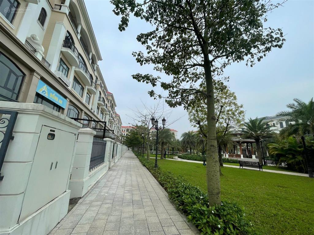 Ngộp ra hàng gấp, chủ nhà thanh lý tài sản shophouse kinh doanh cửa ngõ đi vào 35 toà chung cư