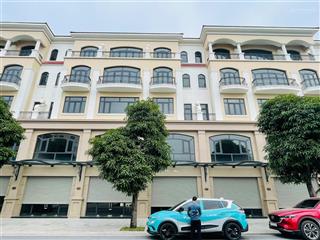 Ngộp ra hàng gấp, chủ nhà thanh lý tài sản shophouse kinh doanh cửa ngõ đi vào 35 toà chung cư