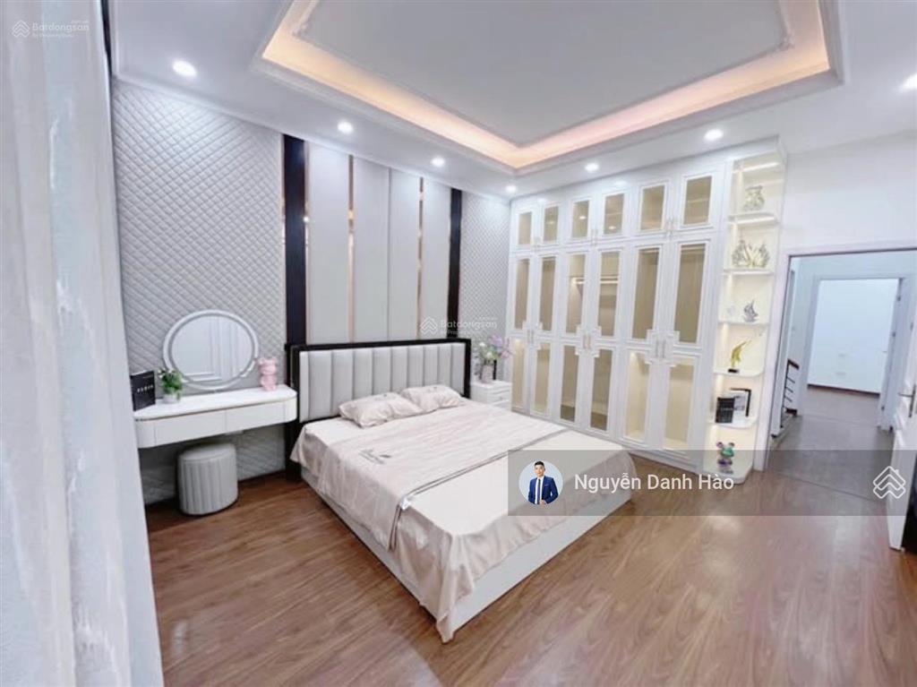Bán nhà đẹp phố hào nam  ô chợ dừa 6 tầng 39 m2 12 tỷ