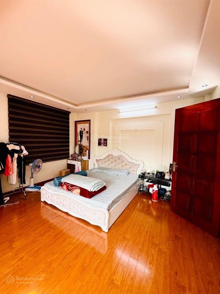Bán nhà phố hà trung hoàn kiếm hơn 40m lô góc gần ô tô, cách phố 10m chỉ 19 tỷ