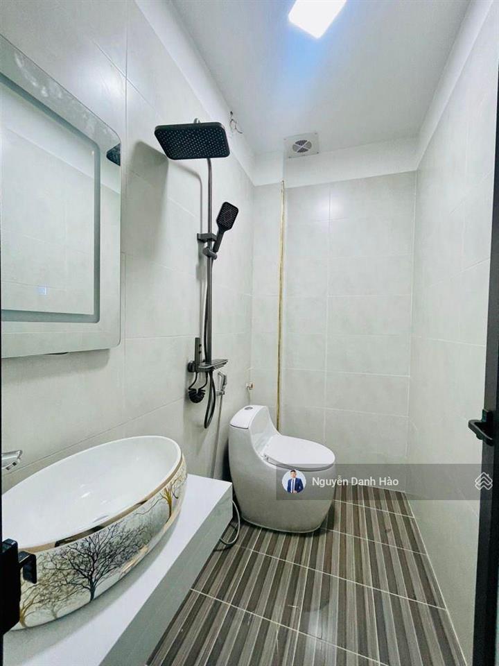 Bán nhà hào nam diện tích 33m2 6 tầng, dân trí cao, thang máy full nội thất thoáng trước sau