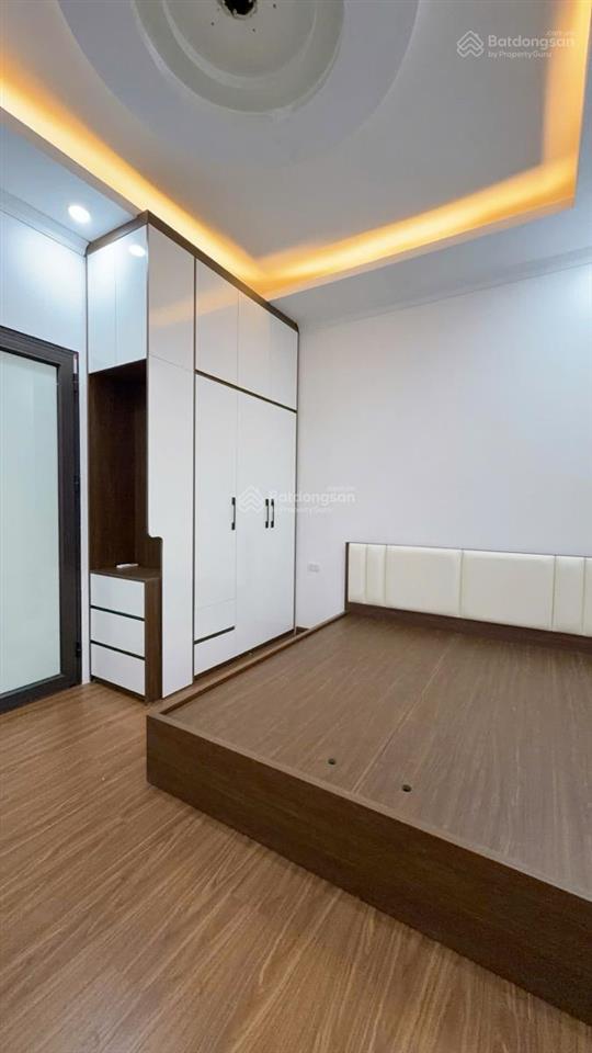 Bán gấp nhà bùi xương trạch  38m2  mt 6m  nhà mới ở luôn  7.8 tỷ