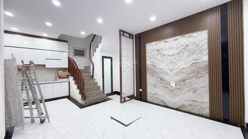 Bán gấp nhà bùi xương trạch  38m2  mt 6m  nhà mới ở luôn  7.8 tỷ