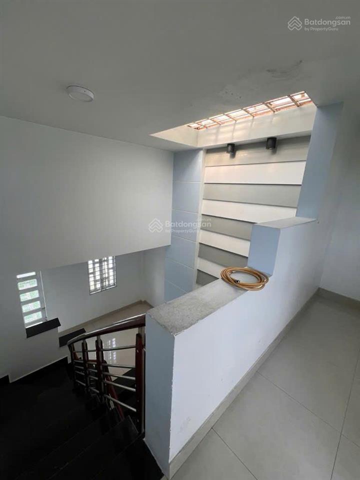 Siêu mẫu nặng kg  82m2  4.8mx17m ô tô ngủ trong nhà  khu phân lô  5 tầng  5 pn  đủ công năng