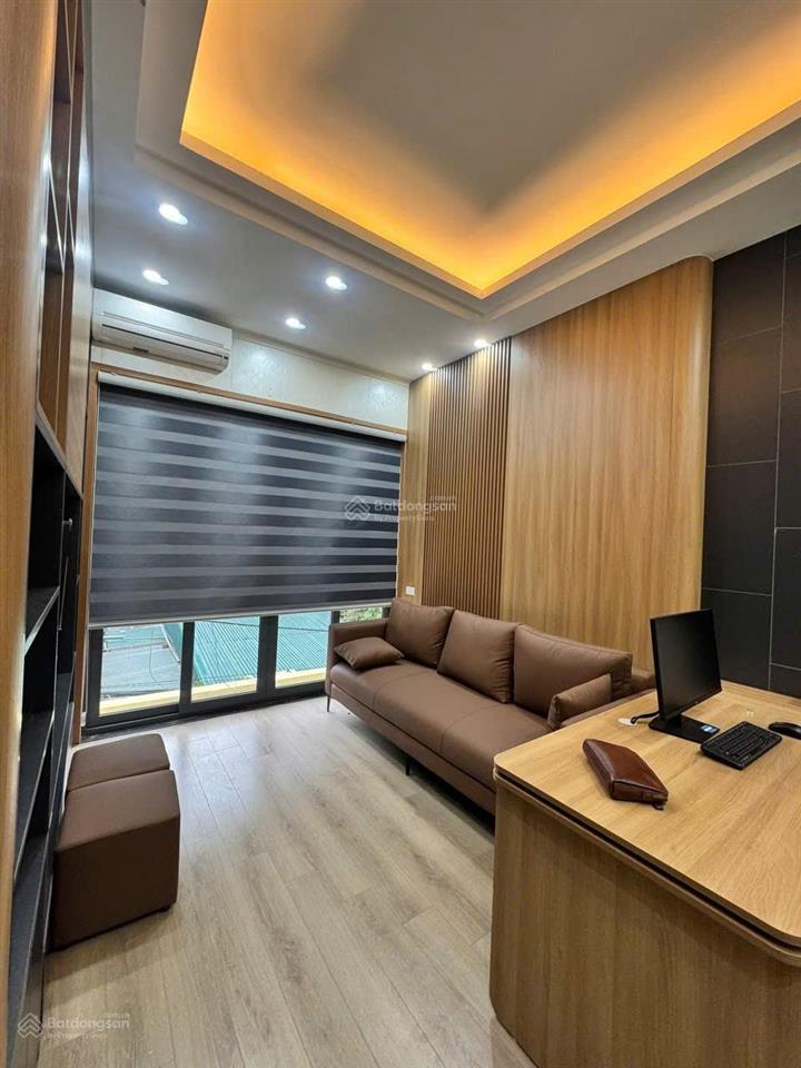 Nhà mặt phố thanh xuân hà nội 2 thoáng vĩnh viễn 5 tầng thang máy 92m2 18 tỷ. ht.bank 0866 717 ***