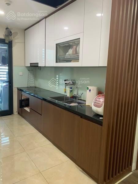 Bán căn hộ 2 ngủ goldseason nguyễn tuân ( sổ đỏ lâu dài )