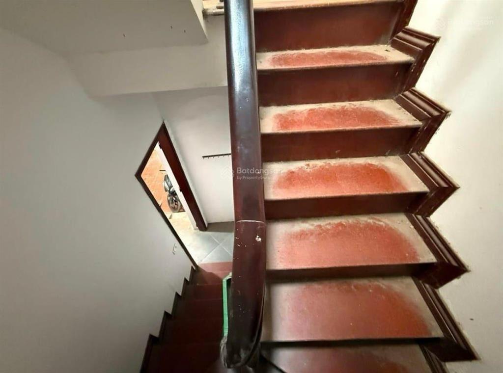 Bán gấp  cần bán gấp  khu mỹ đình  mặt tiền 13,8m  oto sát cửa  diện tích 50m hơn  vị trí địa