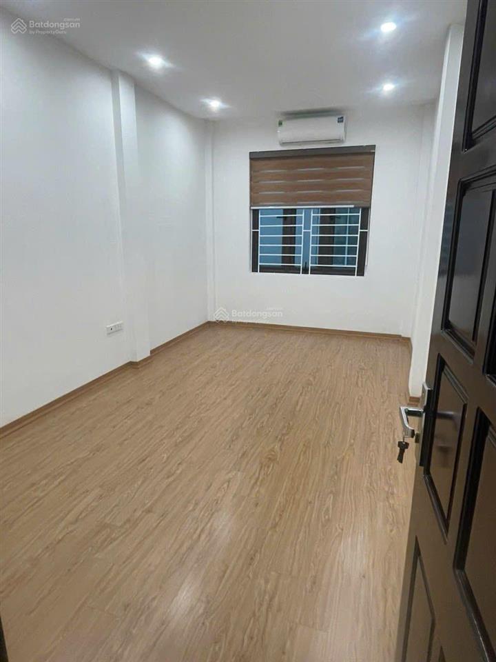 Bán gấp nhà 40m gần đại lộ thăng long nhà mới xây, nhà mới xây vào ở ngay, giá cắt lỗ