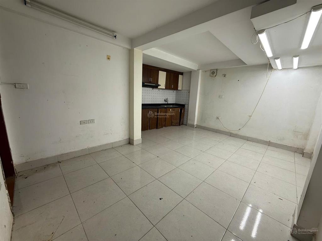 Giảm giá sốc bán căn hộ phố phương liệt, gần khu bách kinh xây đại học y, dt 28m2 giá 1 tỷ