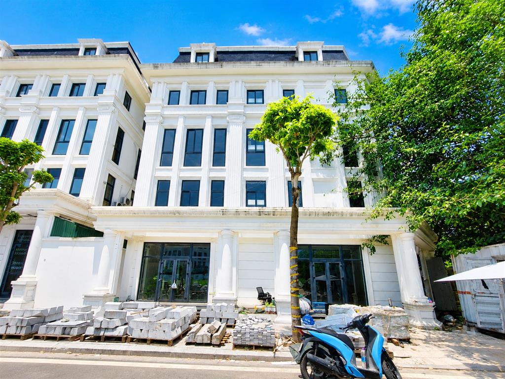 (giá sốc) bán liền kề căn góc louis tân mai, hoàng mai, dt 183.5m2 giá 40 tỷ