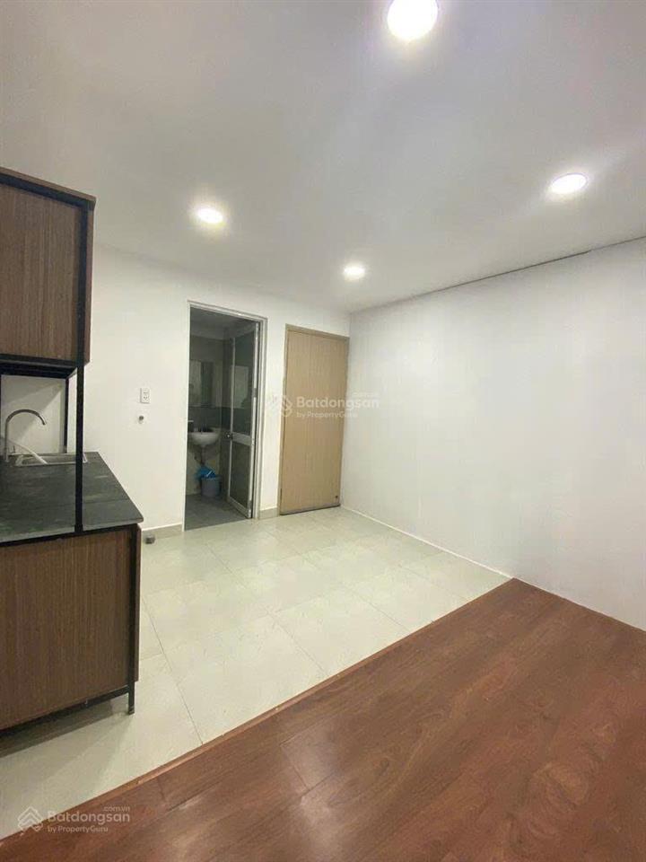 Bán nhà hẻm ôtô nguyên hồng, ngang hiếm 7mx10m 5 tầng 8 phòng dòng tiền thật 50 triệu/th chỉ 8.8tỷ