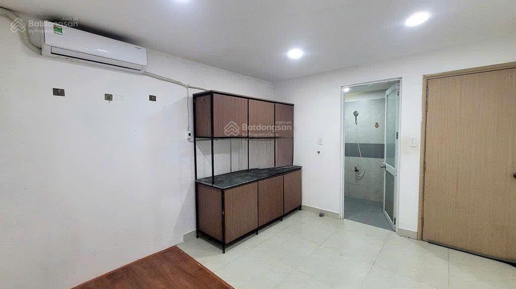 Bán nhà hẻm ôtô nguyên hồng, ngang hiếm 7mx10m 5 tầng 8 phòng dòng tiền thật 50 triệu/th chỉ 8.8tỷ