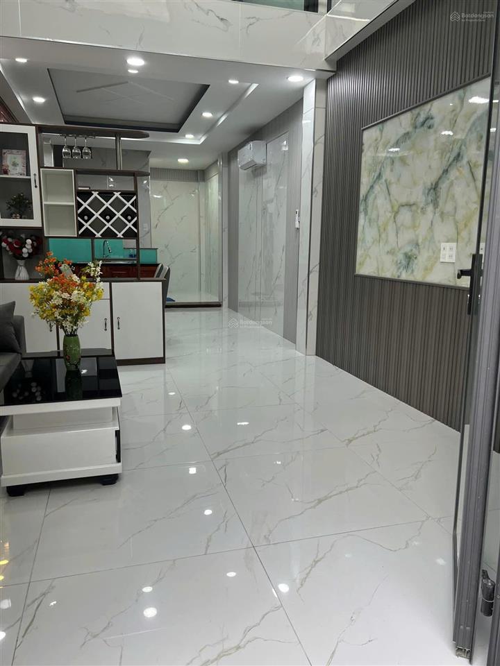 Hạ 1 tỷ còn 8.9 tỷ tl  bán nhà mới hẻm xe hơi nơ trang long 4x13m cn 52m2  5 tầng full nội thất