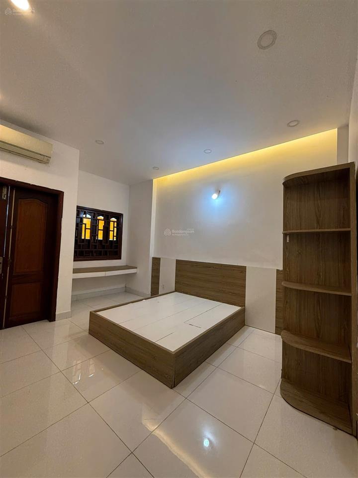 Bán nhà hẻm ôto đặng thùy trâm, p13, bt ngay đh văn lang, 4x15m 4 tầng cho thuê 25tr/th, chỉ 10 tỷ
