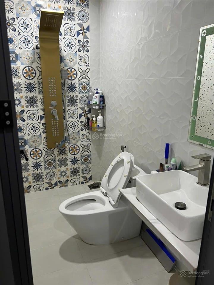 Bán nhà đường 8m đặng thùy trâm p13 bình thạnhngay đh văn lang 4 tầng cho thuê 25tr/th chỉ 10 tỷ