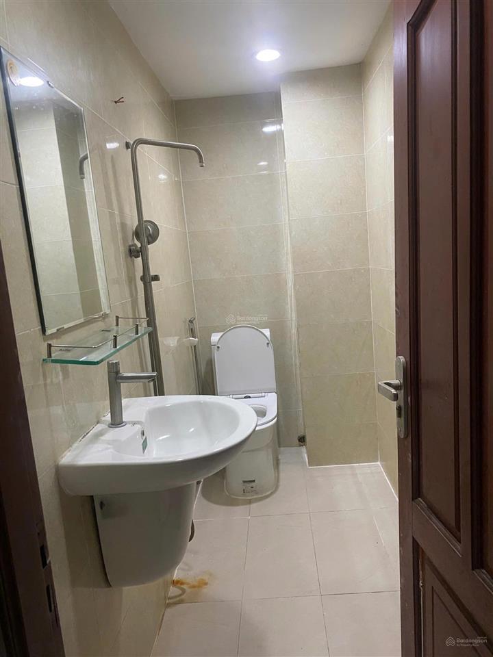 Bán nhà đường 8m đặng thùy trâm p13 bình thạnhngay đh văn lang 4 tầng cho thuê 25tr/th chỉ 10 tỷ