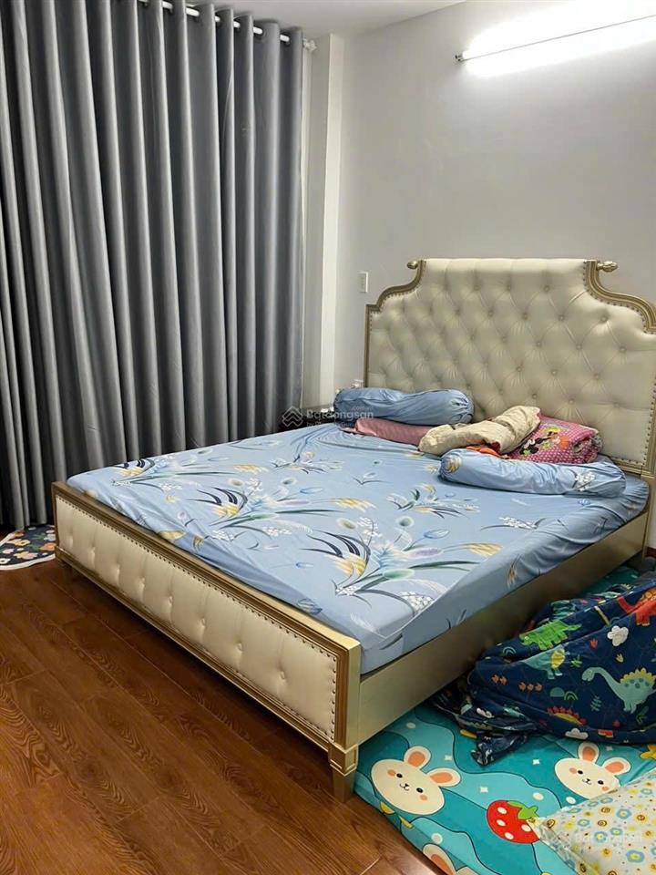 Bán nhà đường 8m đặng thùy trâm p13 bình thạnhngay đh văn lang 4 tầng cho thuê 25tr/th chỉ 10 tỷ