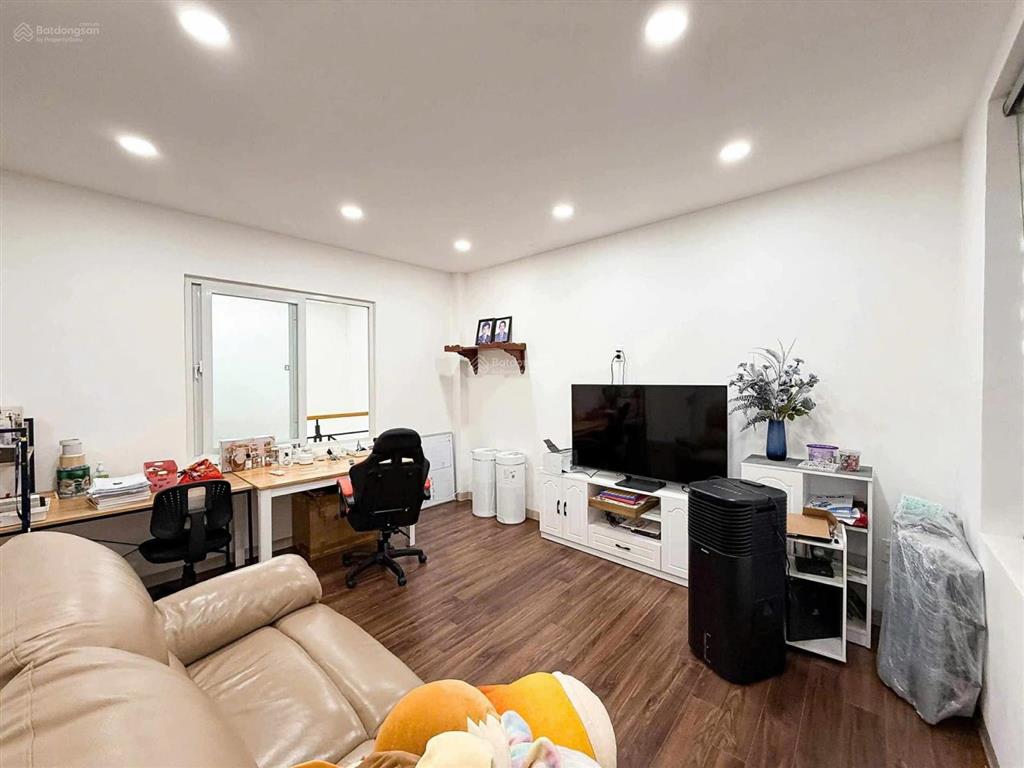 Hàng hiếm! nhà mới xây đặng thùy trâm sát mặt tiền, 5x14m 4 tầng hoàn công đầy đủ  giá 9.9 tỷ tl