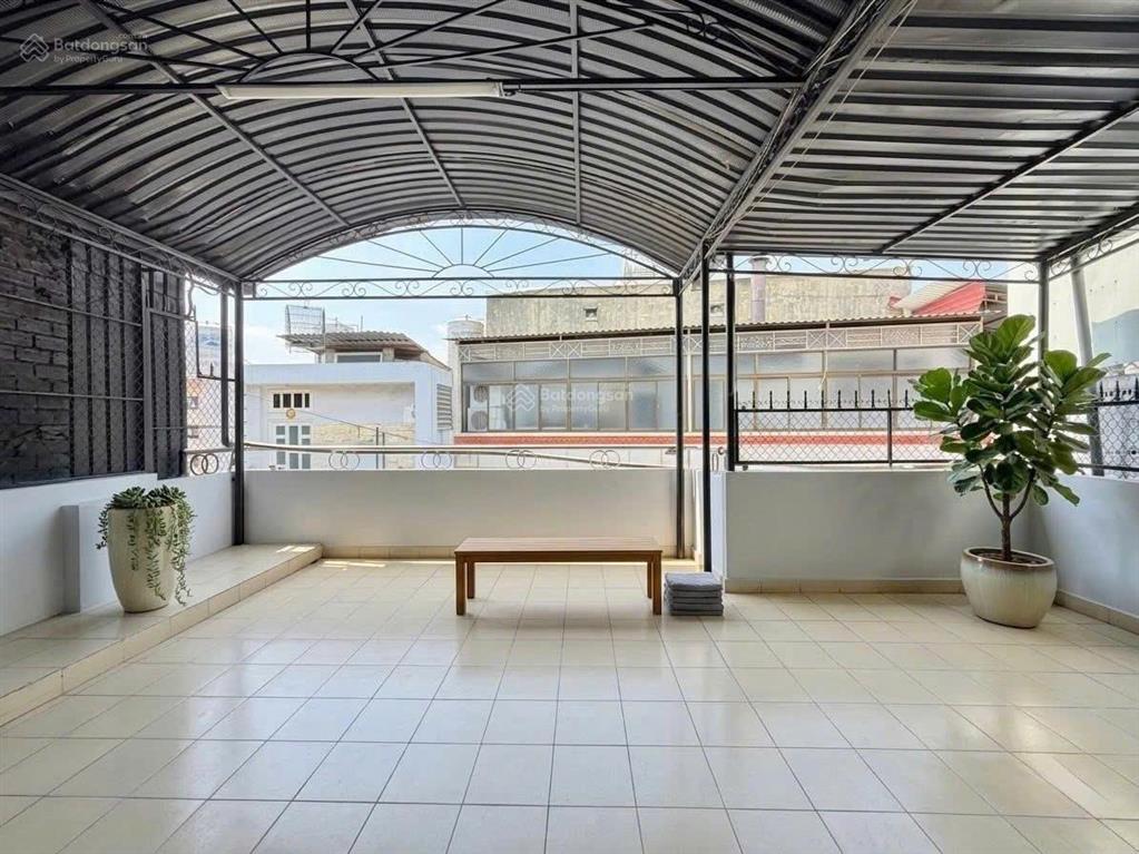 Bán nhà đẹp bề ngang lớn 7.5x10.3m hẻm ô tô đậu nhà lê quang địnhnguyễn văn đậu 4 tầng, chỉ 9.6 tỷ