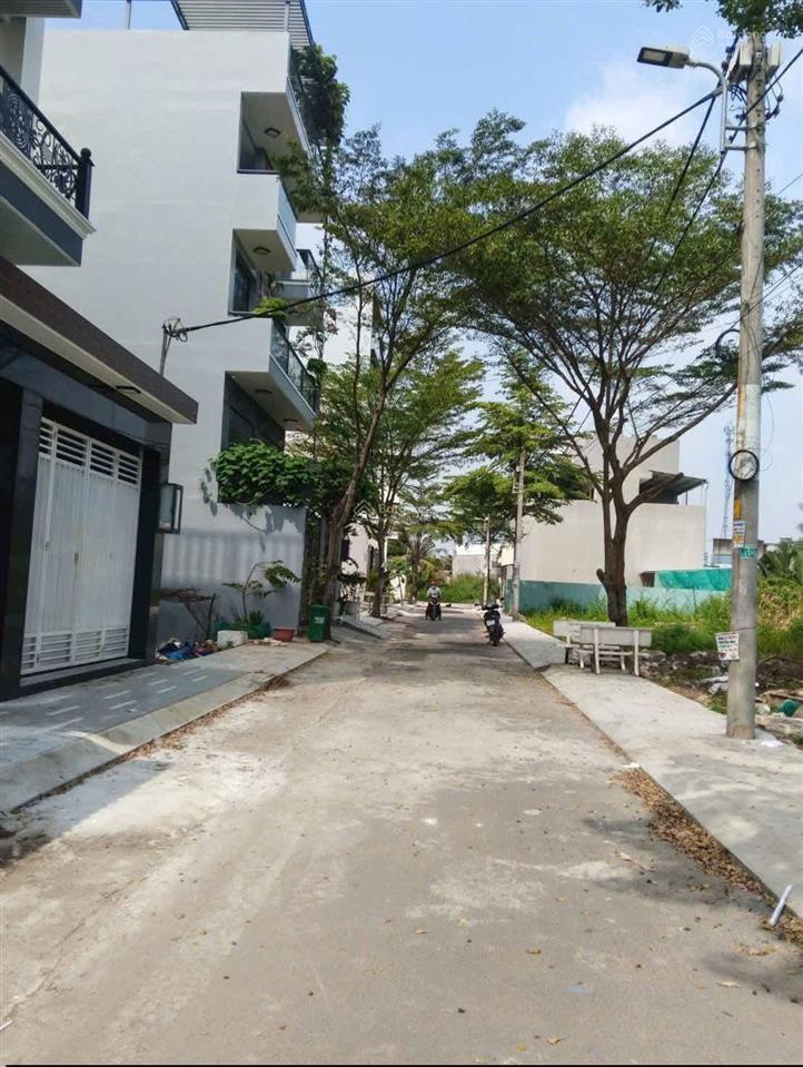 Bán 98 m2 đất kdc hiện hữu hẻm ô tô nguyễn văn tạo, long thới , nhà bè