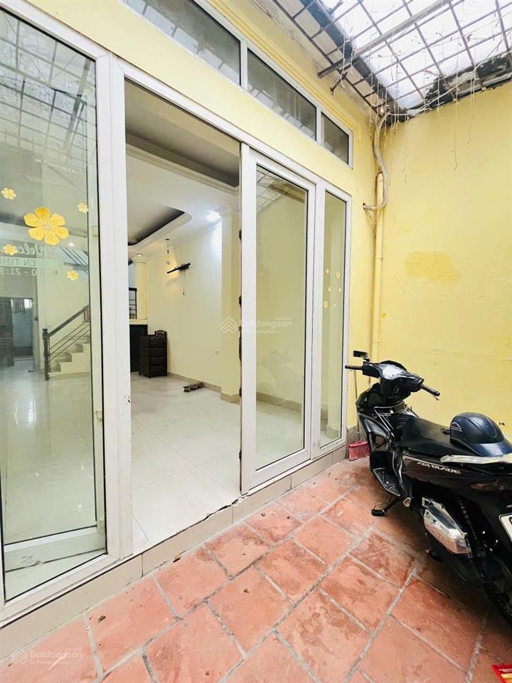 Cho thuê kim ngưu, nhà đẹp sát ô tô, 63m 4t, 4 ngủ 14tr