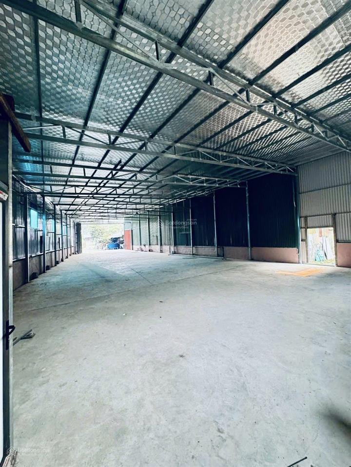 Chính chủ cho thuê kho tại đại mỗ  hà nội. diện tích 300m2