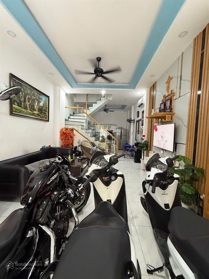 Mặt tiền khu vip k300  tân bình nhà mới tinh 48m2  sổ a4  2 tầng  hơn 8 tỷ tl (đã giảm 1 tỷ)