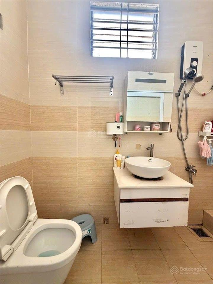 Quận 11  lô góc 2 mặt hẻm tránh thông ông ích khiêm  71m2 4 tầng  6pn  chỉ hơn 10 tỏi tl