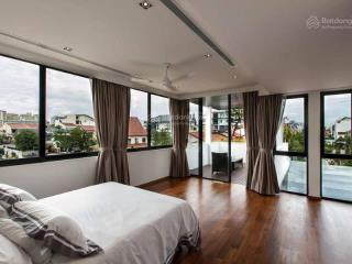 Bán nhà lạc long quân đường ô tô thông, mặt tiền rộng, có sân vườn, lô góc 29 tỷ