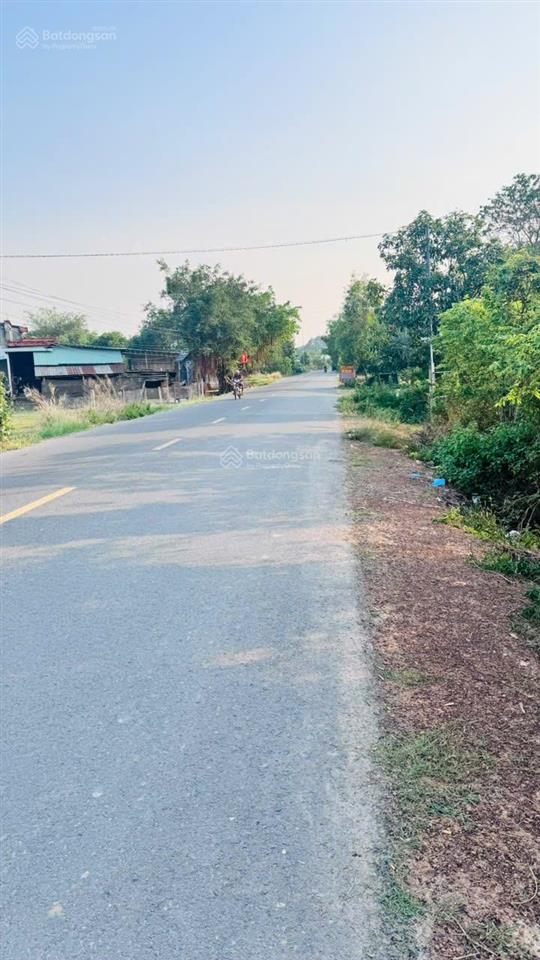 2200m2 đất đường nhựa. gần cổng chính kcn phước đông. 3,2 tỷ