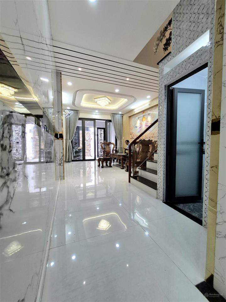 8 tỷ 5  hẻm xe hơi  63.7m²  4 tầng mới, có thang máy  gần chợ thạch đà