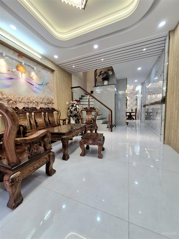 8 tỷ 5  hẻm xe hơi  63.7m²  4 tầng mới, có thang máy  gần chợ thạch đà