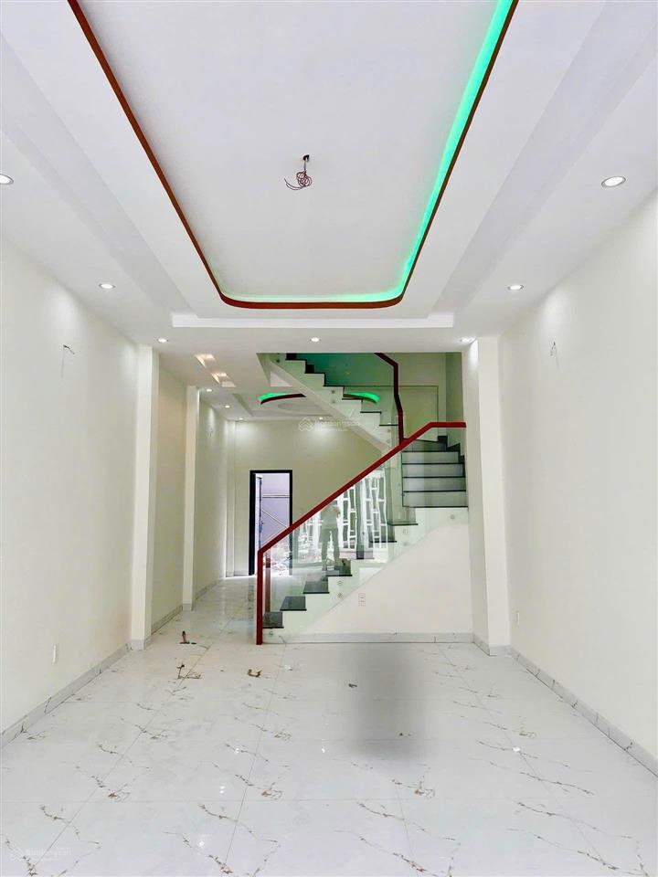 Kế bên siêu thị aeon tân phú, nhà đẹp long lanh 72m2 3 tầng 3 pn 3 wc, giá chỉ nhỉnh 7.x tỷ.
