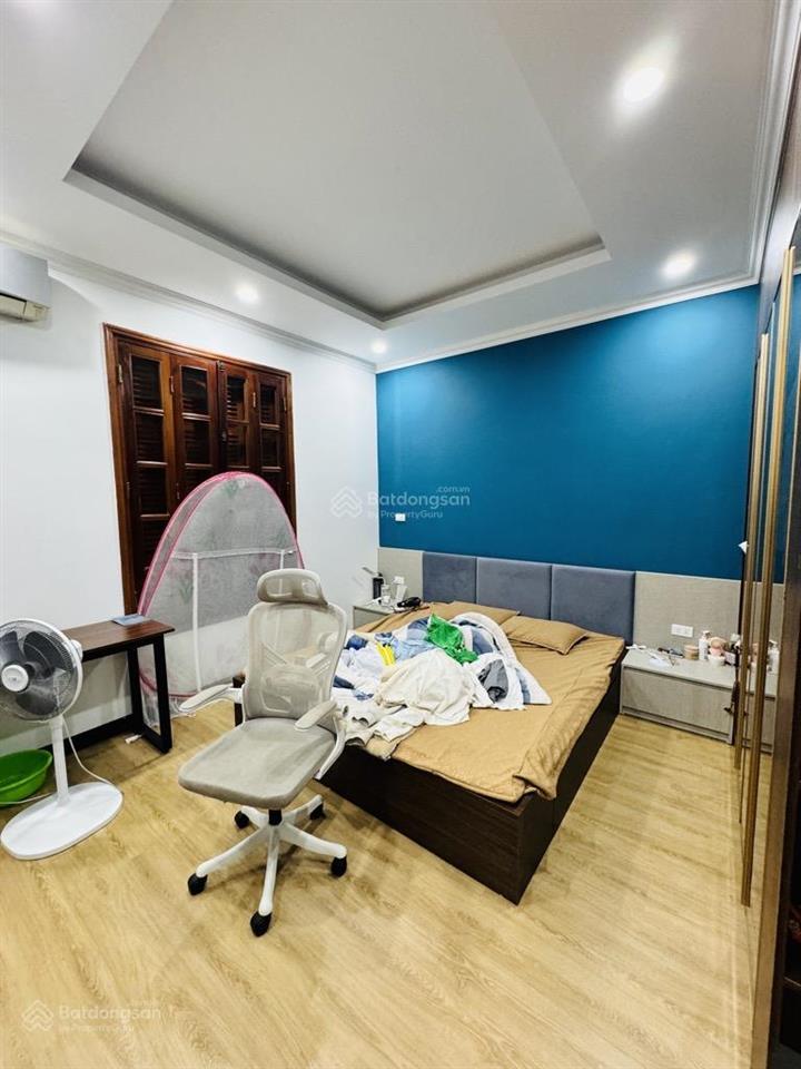 Phân lô trần quốc hoàn 60m  5tầng có hoàn công  ô tô tránh  cách phố 15m  ở hay kinh doanh tốt