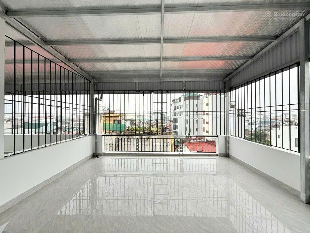 Toà căn hộ dịch vụ nghĩa đô 146m2  9 tầng  10m ra ô tô dừng  dòng tiền 2 tỷ/năm  50 ra phố lớn