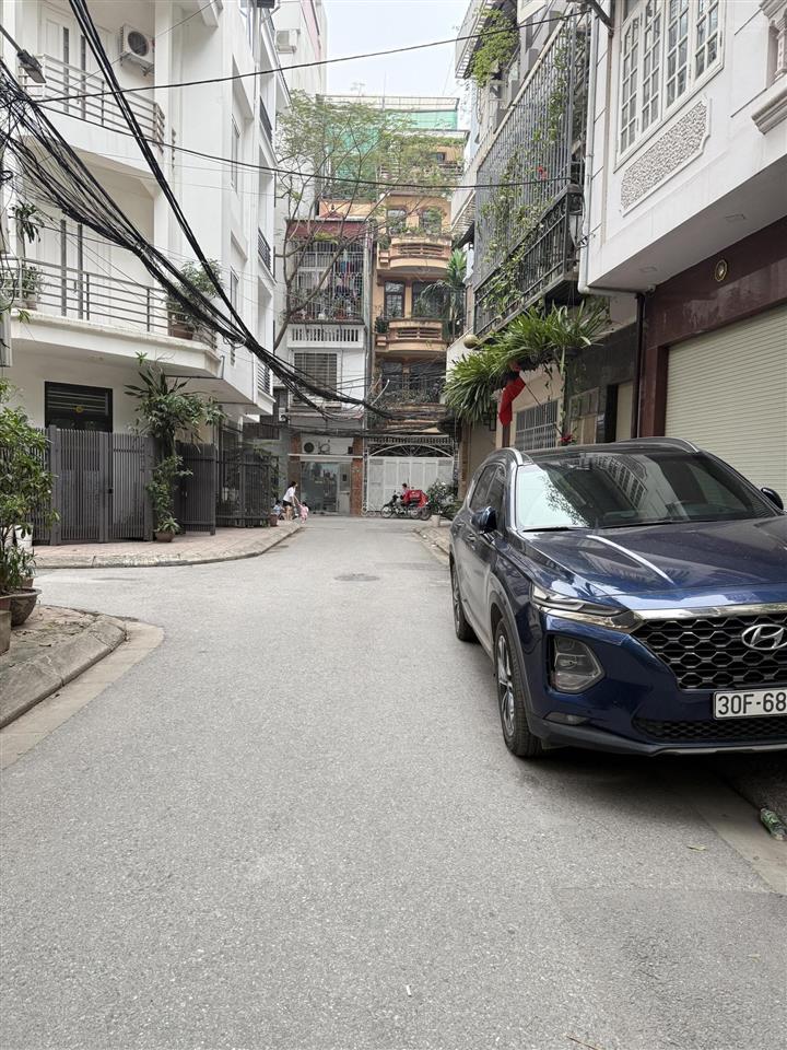[bán gấp] phân lô  trầnquốchoàn 60m2 xây 5 tầng  ô tô dừng đỗ ngày đêm  kinh doanh đỉnh