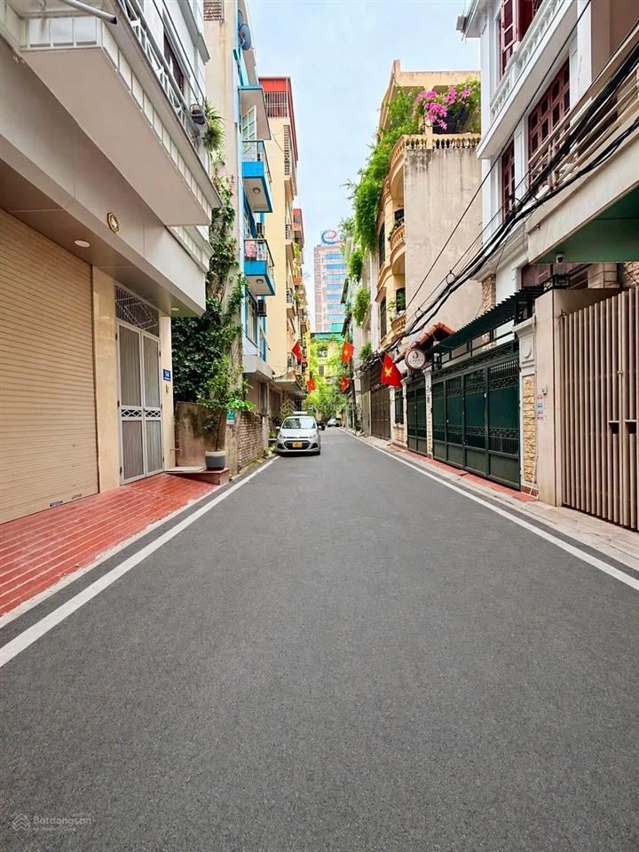[bán gấp] phân lô  trầnquốchoàn 60m2 xây 5 tầng  ô tô dừng đỗ ngày đêm  kinh doanh đỉnh