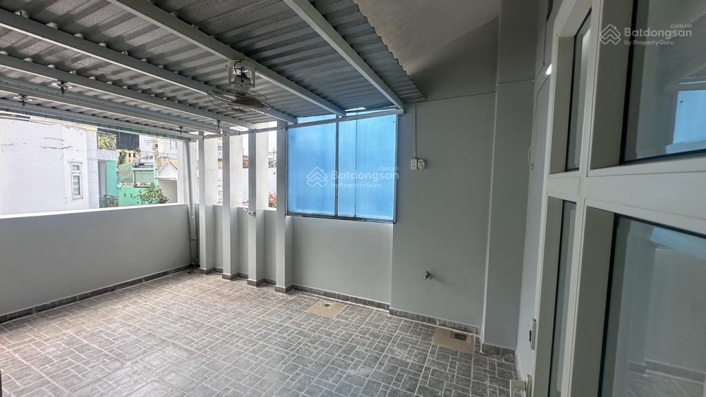 Giảm sốc 2 tỷ lê trực  biệt thự 3 tầng  oto vào nhà  210m2  còn 23 tỷ