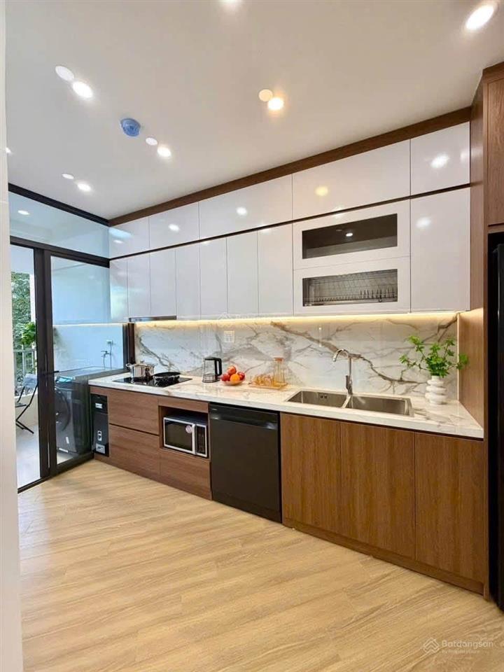 Bán căn hộ chung cư 119m2 tại khu đô thị trung hòa  nhân chính, giá ưu đãi 9,5 tỷ