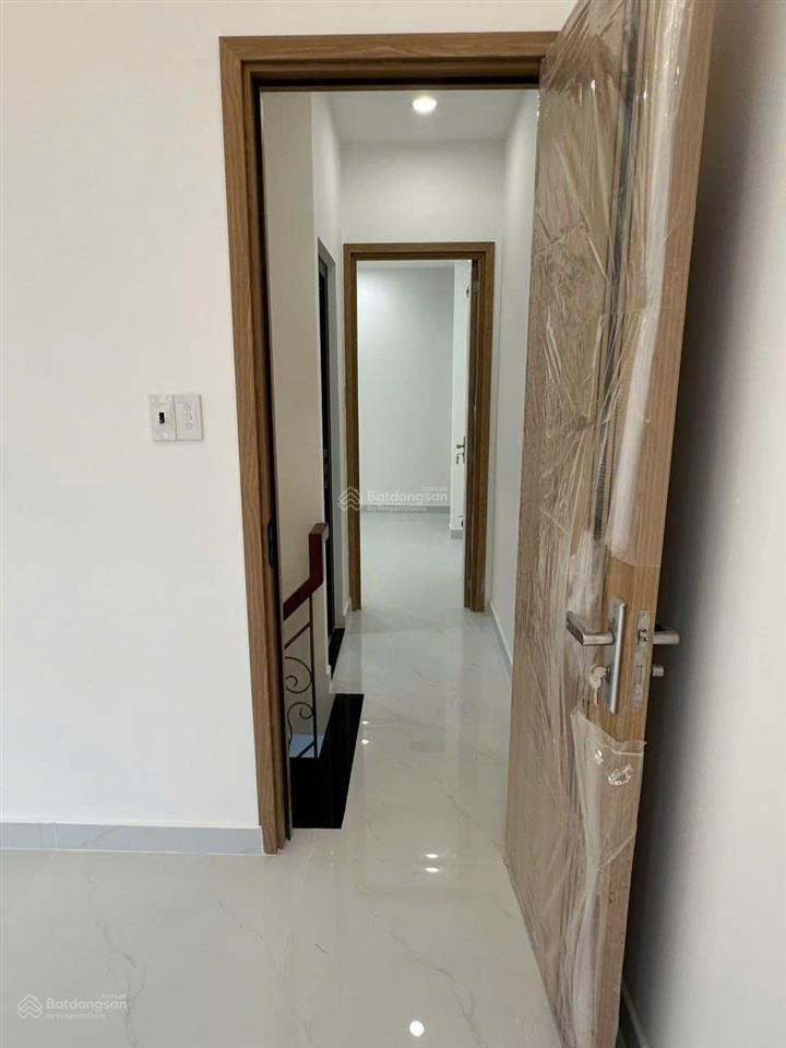Bán nhà mới mặt tiền đường tạ quang bửu, phường 3, quận 8, 4pn,7.38 tỷ
