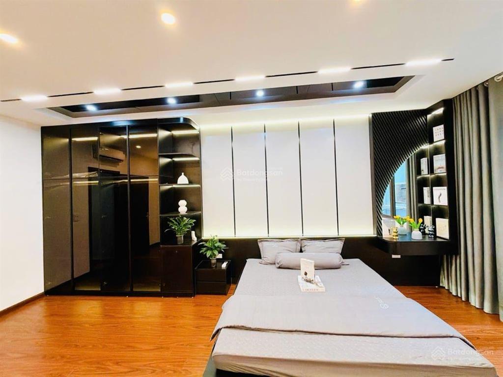 Bán nhà ngã tư sở  sát đại học công đoàn  gần ga tàu điện  gần phố  ở ngay  36m chỉ nhỉnh 9 tỷ